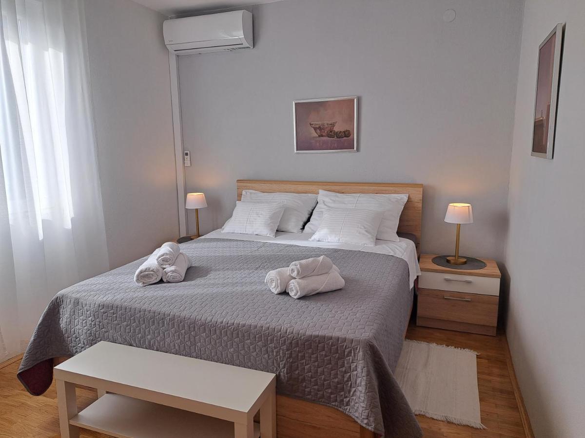 Apartman Dida Jakov 프리모스턴 외부 사진